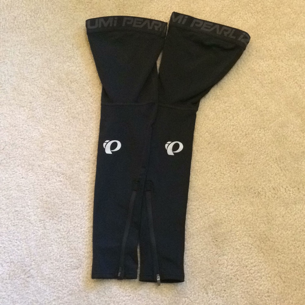 Leg warmers for biking